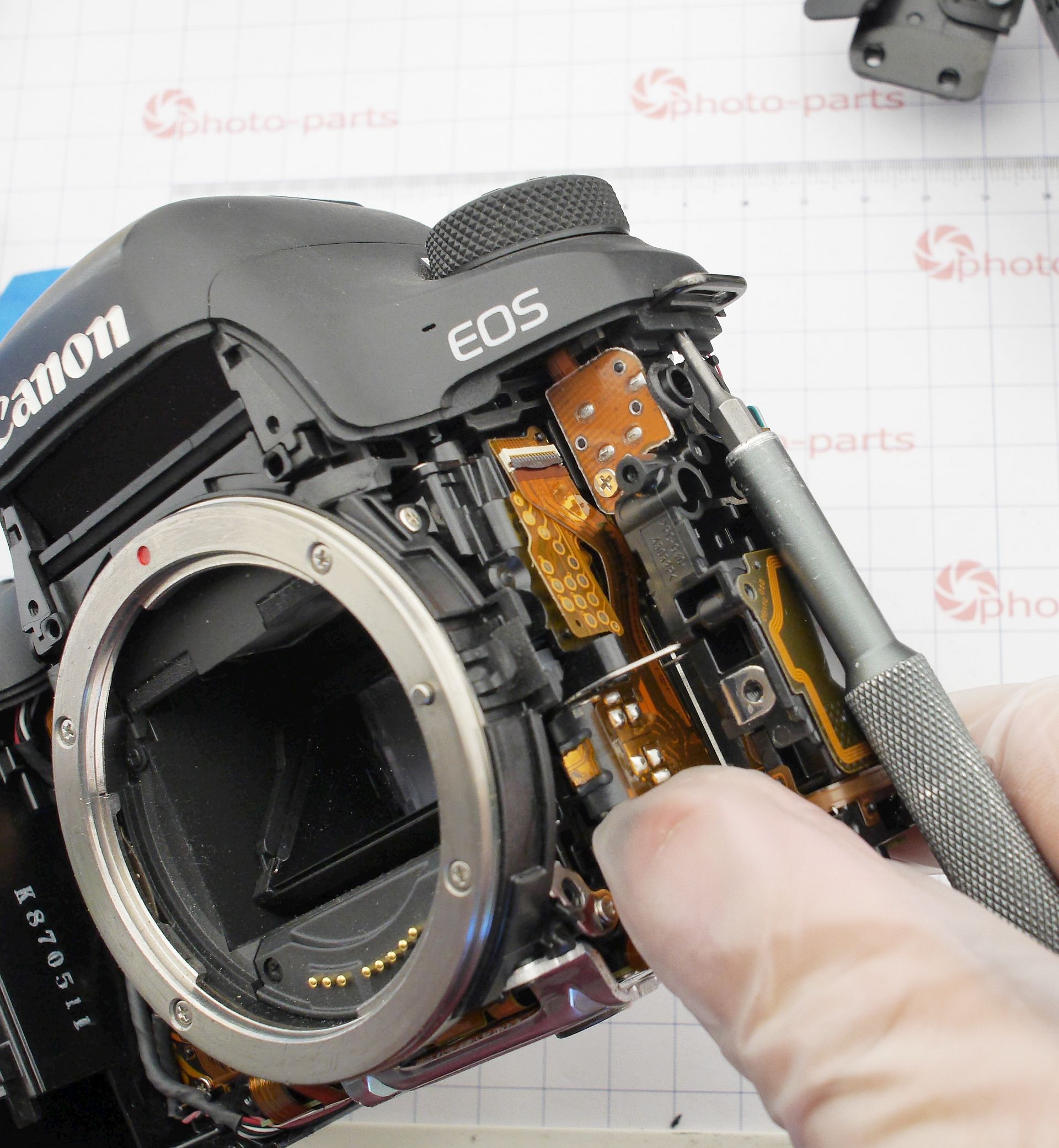 Canon 6D mark II - разборка с мистическим ремонтом после попадания воды